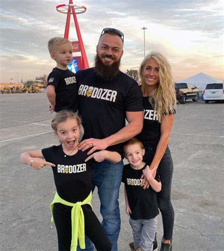 Ashley Bennett Sparks | Tune In And Turn Up The Heat | Music For The Soul