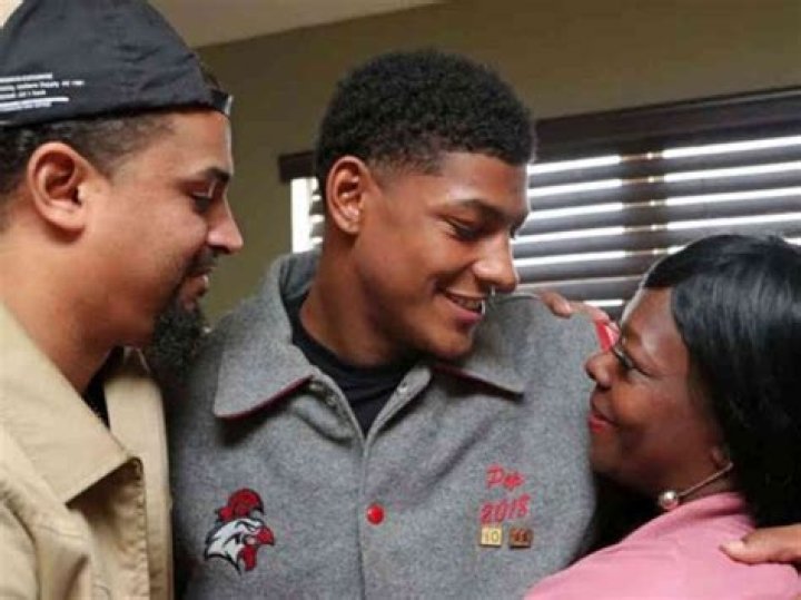 Unveiling The Mystery: Isiah Pacheco's Parents Photo