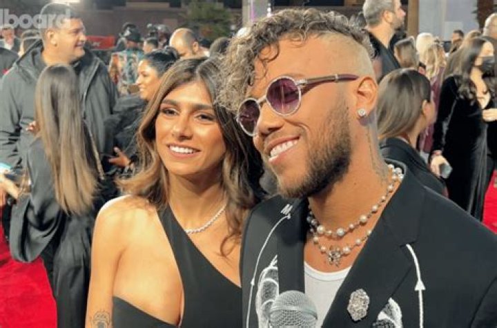 Discovering The Phenomenon: Jhay Cortez And His Hit 