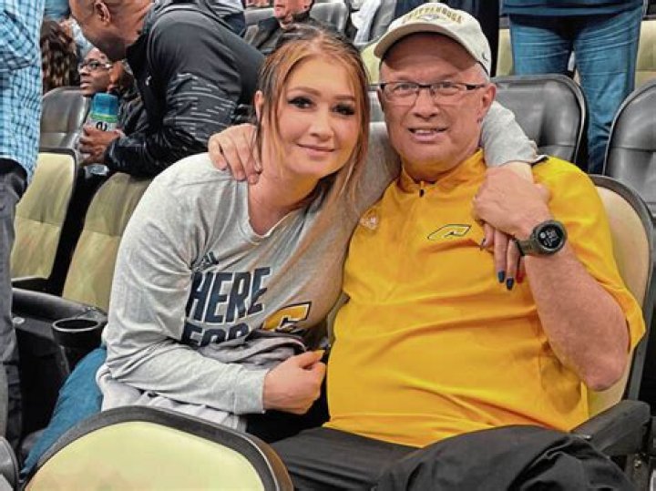 Unveiling The Mystery: Who Is Lamont Paris' Girlfriend?