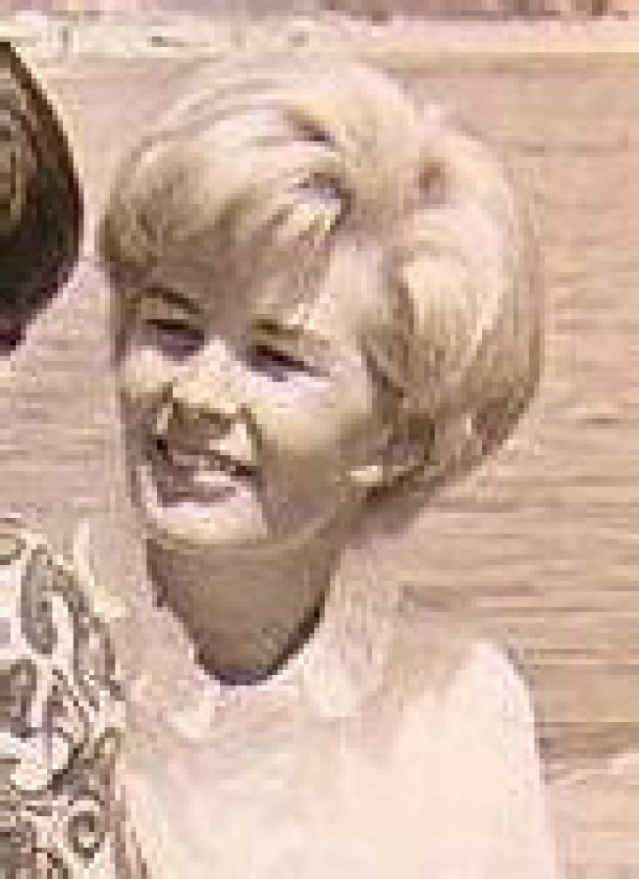 Lucy Darrow | The Ultimate Resource For All Things Lucy