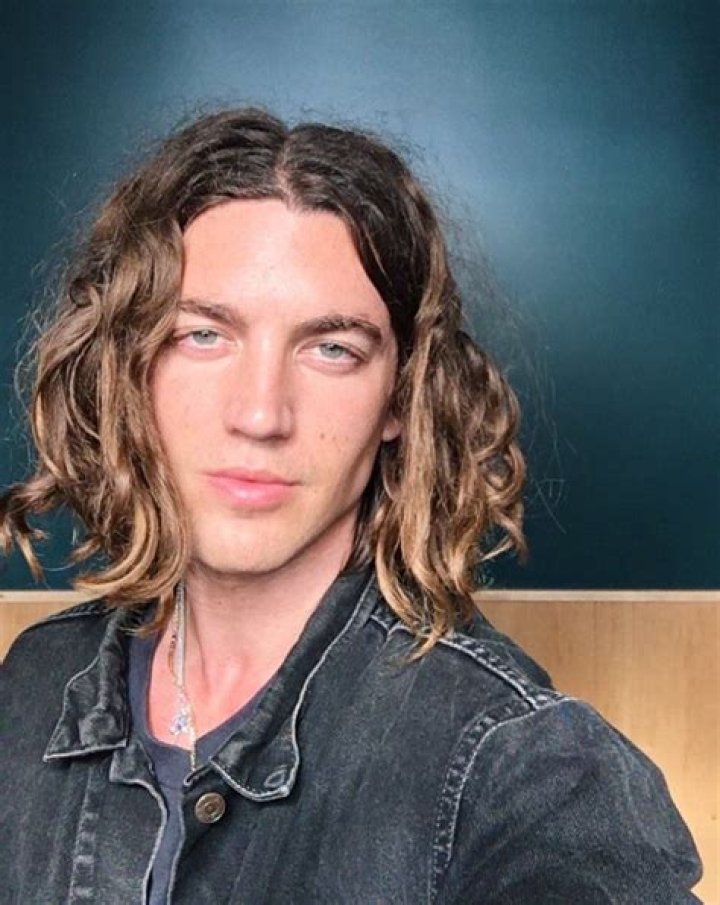 Paul Jason Klein's Height: The Truth Revealed