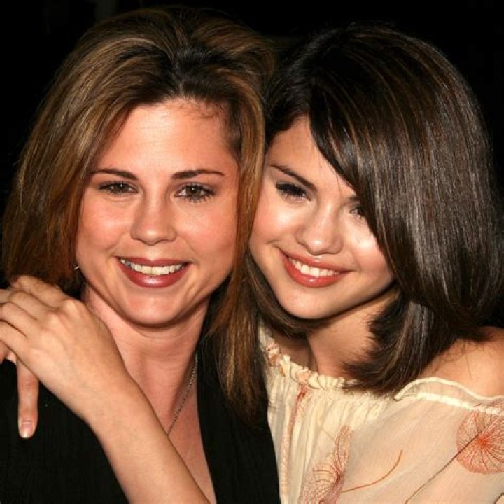 Unveiling The Life Of Selena Gomez's Mother: A Look At Her Age And More